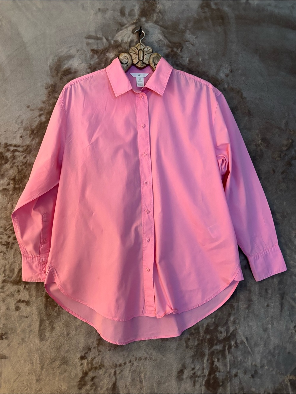 H&M Men's Button-Down Pink Long Sleeve Shirt Size S